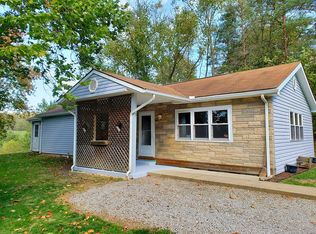 63 Mulberry Ln, Chester, WV 26034