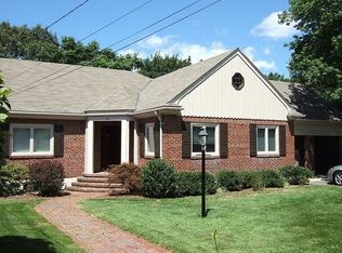 19 Richard Rd, Lexington, MA 02421