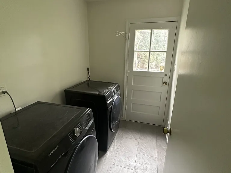 509 Finsbury Rd — Photo 11