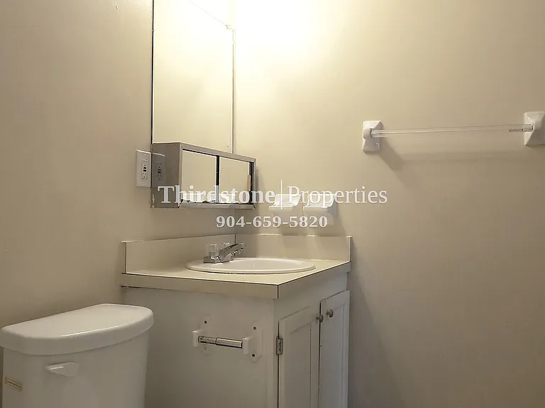 1324 Jefferson Ave #D — Photo 19