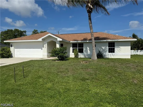 4426 SW Santa Barbara Pl, Cape Coral, FL 33914