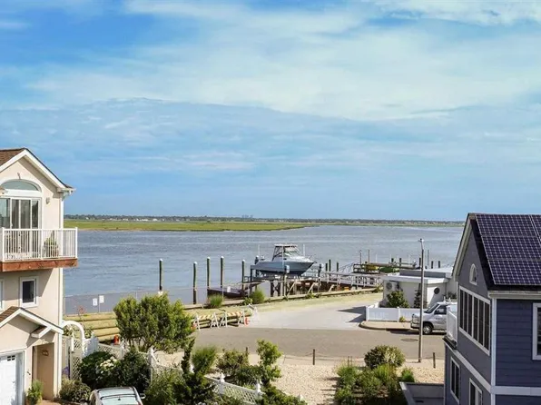 751 W Park Avenue, Long Beach, NY 11561