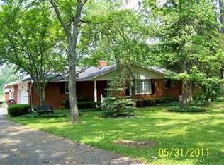 2793 Ferry Rd, Bellbrook, OH 45305