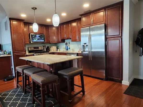 555 North Ave APT 11E, Fort Lee, NJ 07024