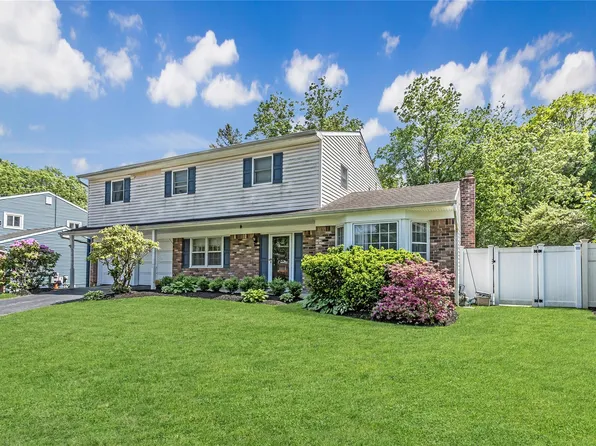 721 3rd Avenue, East Northport, NY 11731
