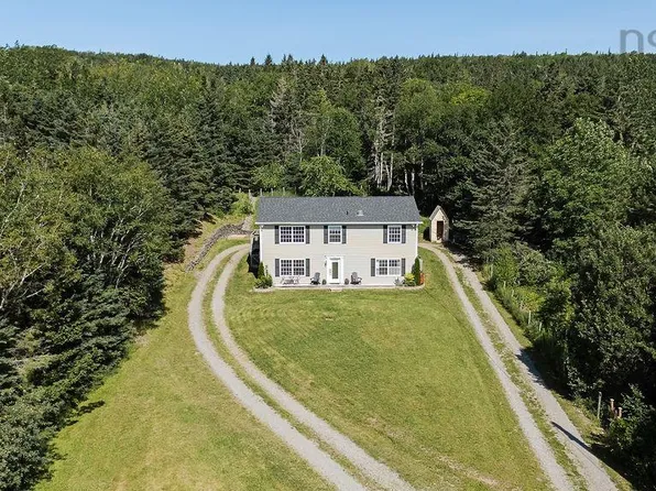 1126 Coxheath Rd, Coxheath, NS B1L 1B2