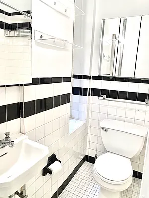 Rented by Haute Residences  | media 44