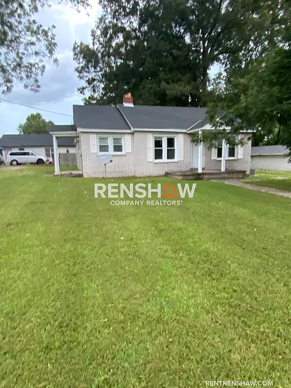3 bed, 1.0 bath, 1217 sqft, $1,250 — Photo 1