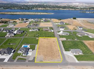 Nka Fraser Dr, Pasco, WA 99301