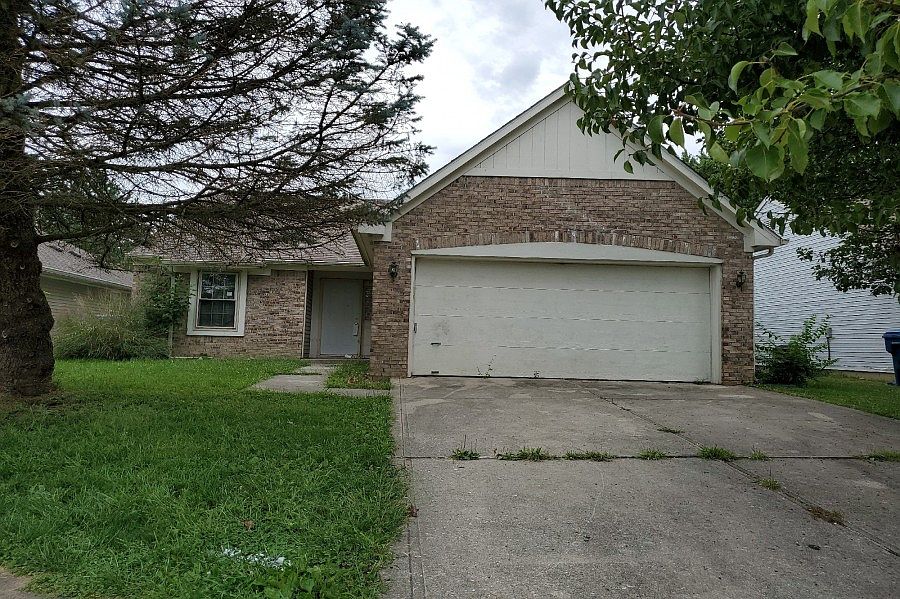 1st image of 1518 N Park Vista Ct
