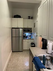Rented by Arwell Realty