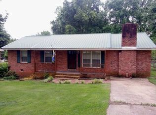 210 Springwood Dr, Gaffney, SC 29340