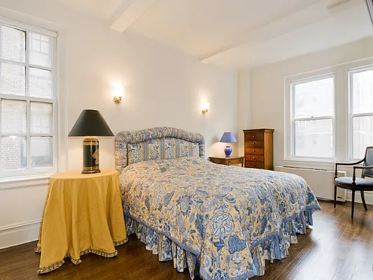 Sold by Sotheby's International Realty | media 15