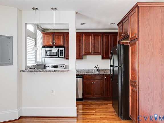 4th image of 3020 Patterson Ave #U6