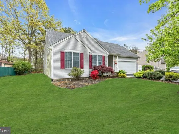 248 Leeward Rd, Manahawkin, NJ 08050