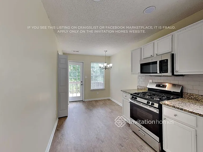 1384 Camrose Ct — Photo 7