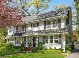11 Benedict Pl, Pelham, NY 10803