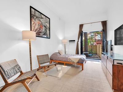 203 E 89th St APT 1D, Manhattan, NY, 10128