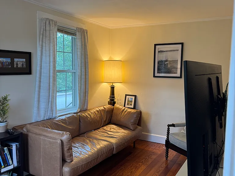 62 Raleigh Way — Photo 4