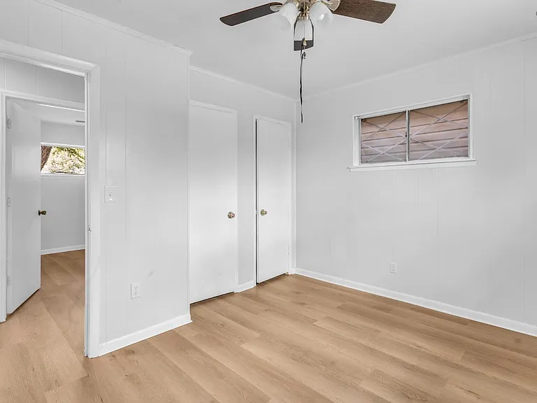 200 Linden St — Photo 20