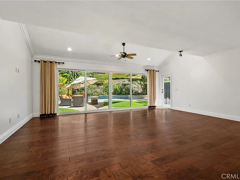 8 Egret Ln — Photo 12