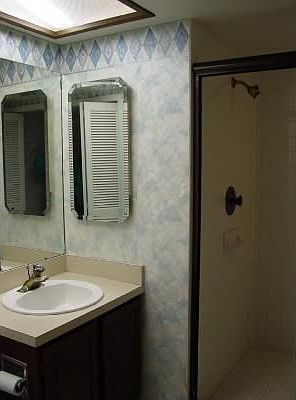 5th image of 5014 Puritan Cir