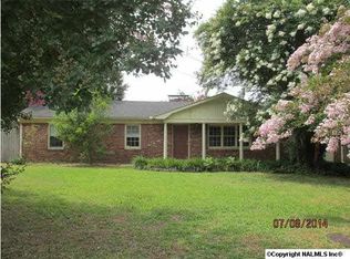 2205 Apolla Ln SE, Decatur, AL 35601