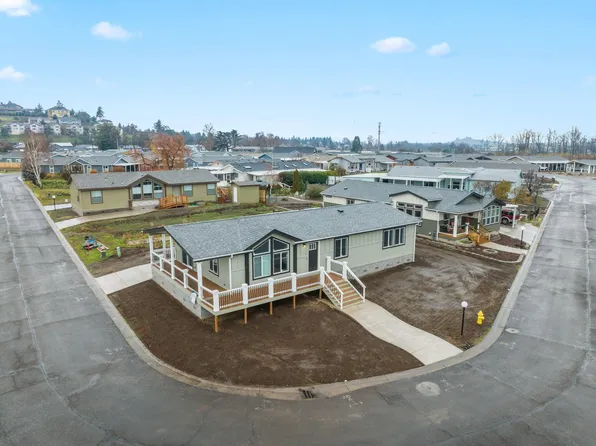 4601 S Pacific Hwy Unit 51, Phoenix, OR 97535