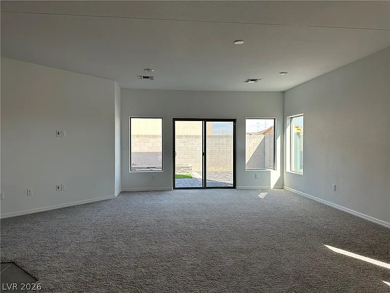 696 Stone Hammer Ave — Photo 3