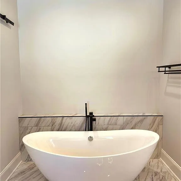 1112 Shepherds Ln — Photo 21