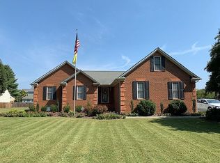 8426 Lee Davis Rd, Mechanicsville, VA 23116