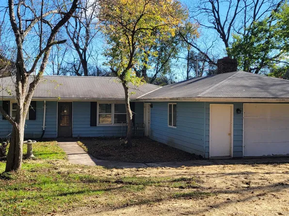 2122 Sand Hill Rd, Oregon, WI 53575
