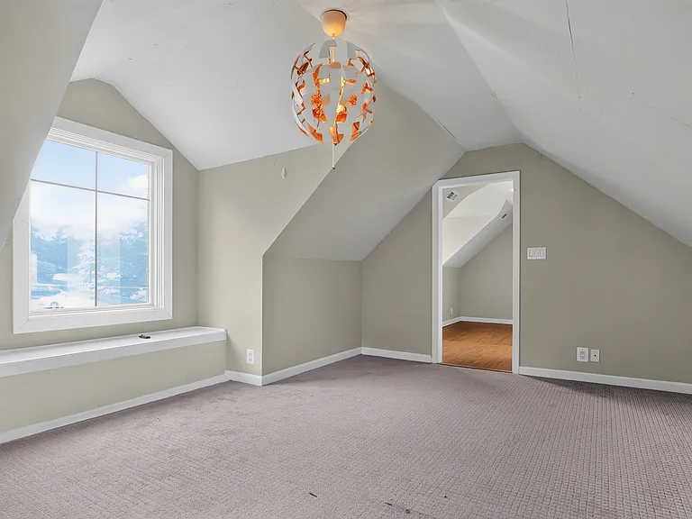 7818 Leland Rd — Photo 37