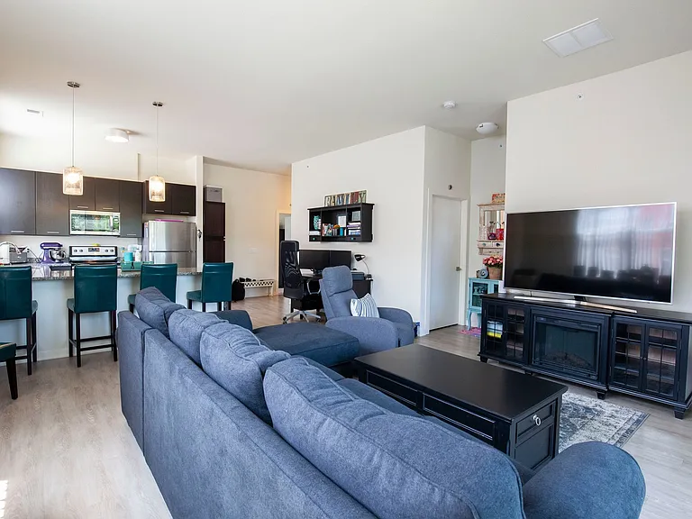Greenbelt Apartments — Photo 57