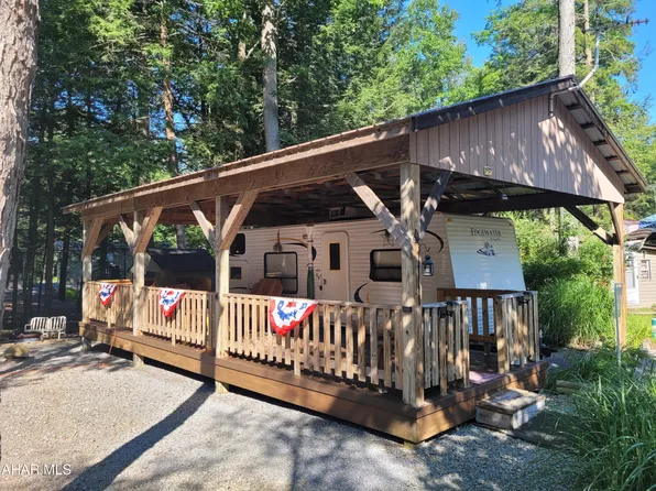 116 Rock Bottom Cir #118, Flinton, PA 16640