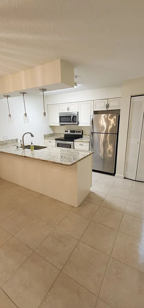 CC Townhome — Photo 1