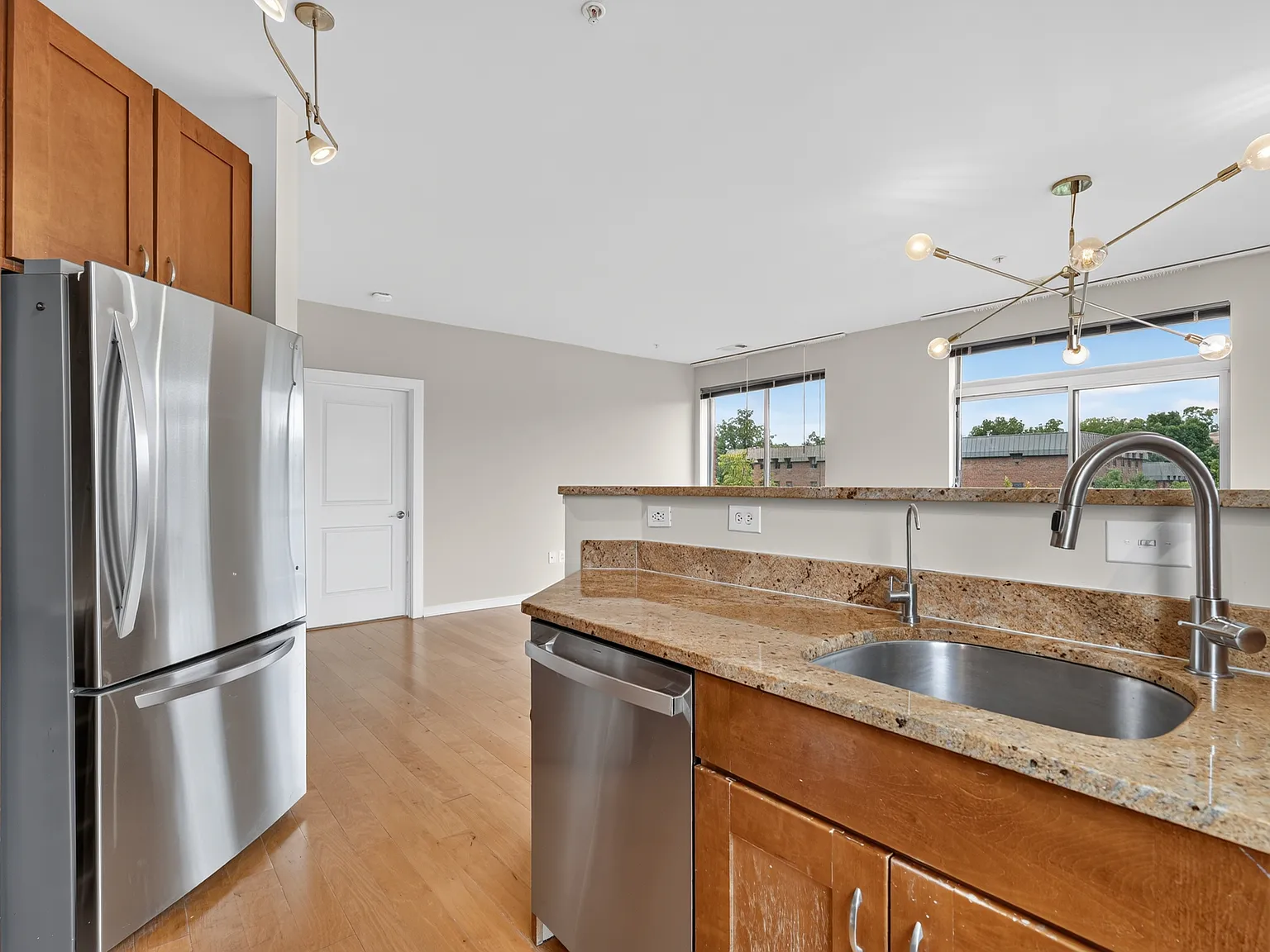 2200 North Westmoreland St #309 - 1 — Photo 3