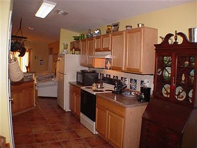 4th image of 8903 N Majestic Mountain Dr