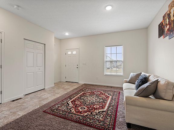 3rd image of 5574 Shagbark Pl