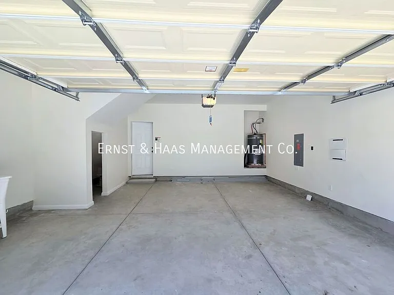 4169 Country Club Dr — Photo 25