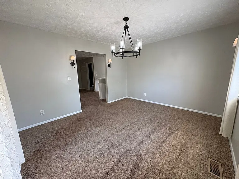 2087 Granada Dr — Photo 35