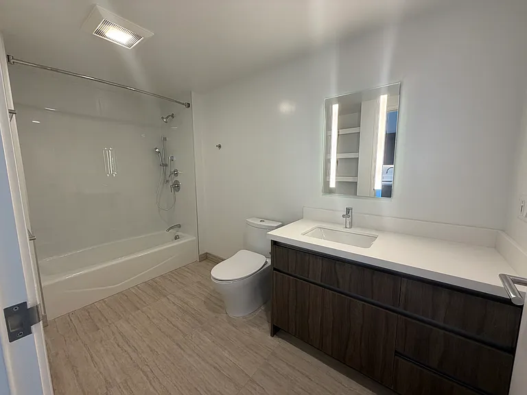 1500 Rycroft St #1802 — Photo 7