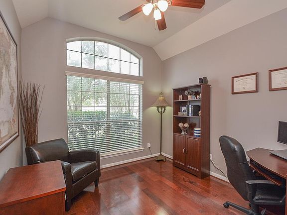 5th image of 21307 Pennshore Ln
