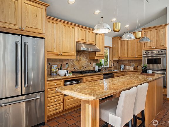 5th image of 24025 75th Avenue SE