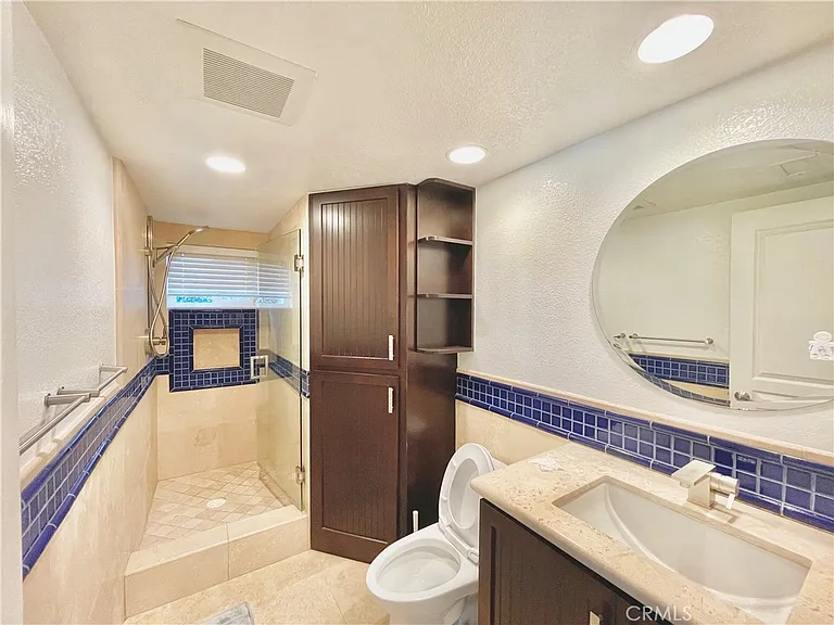 10 Ramada — Photo 20