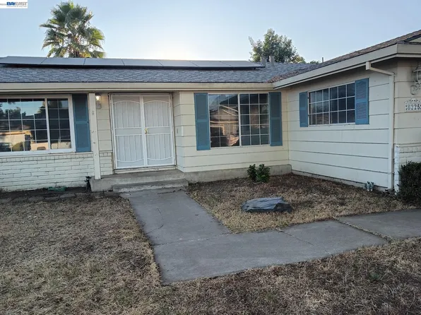 8225 Saratoga Way, Stockton, CA 95209