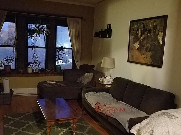 2nd image of 808 N Oakley Blvd APT 2