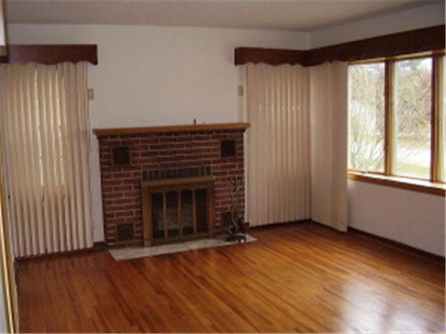 2nd image of 608 university Avenue SE