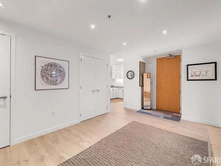 318 Spear St #8H-L — Photo 4