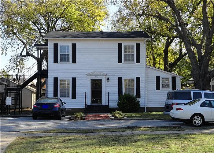 731 Jenkins Ave — Photo 1